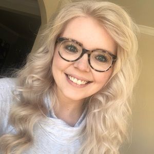 Meet your Posher, Leanndra